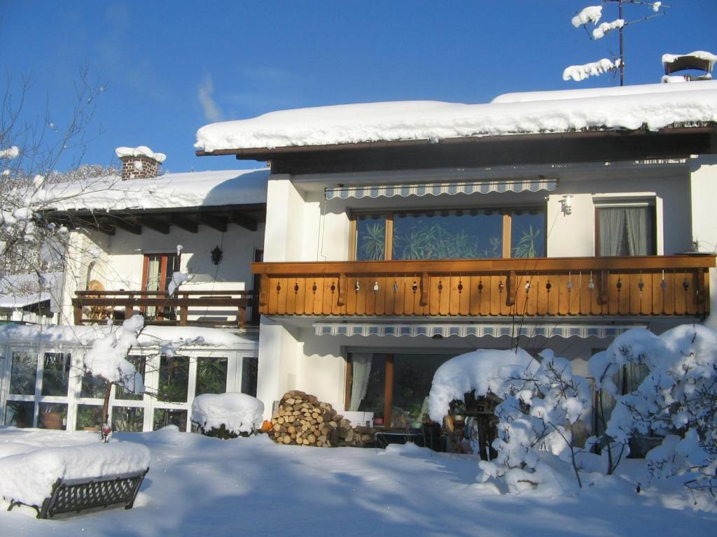 110 Qm Ferienwohnung Haus Renn Бишофсвизен Екстериор снимка